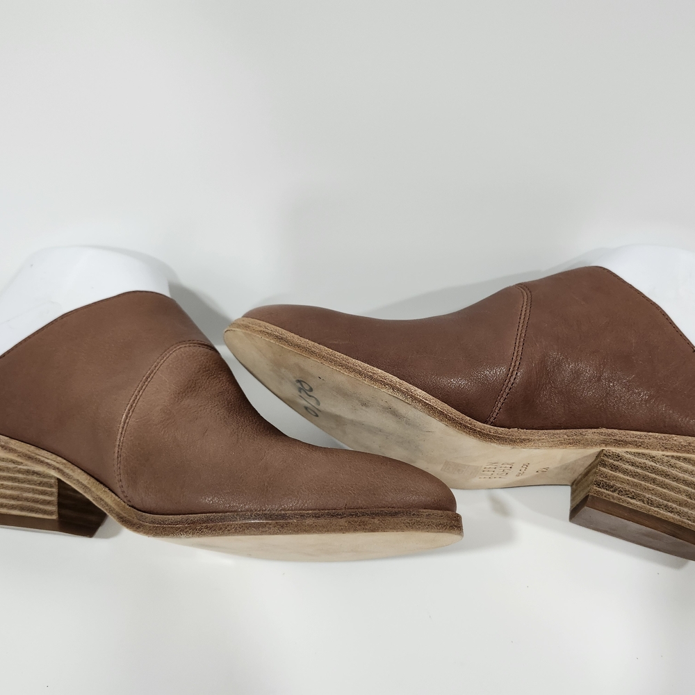 Eileen Fisher Brown Leather Mules with Low Wooden Block Heel NWOT Size 7.5